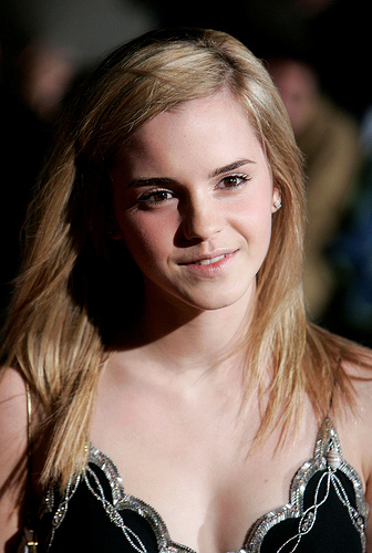 Nu Images Emma Watson Hot Looks